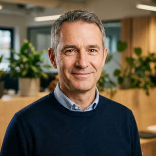 James Mitchell, directeur général chez Vérane Parténoire, dans une image de profil